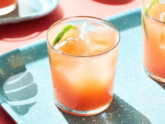A refreshing mocktail with fresh lime
